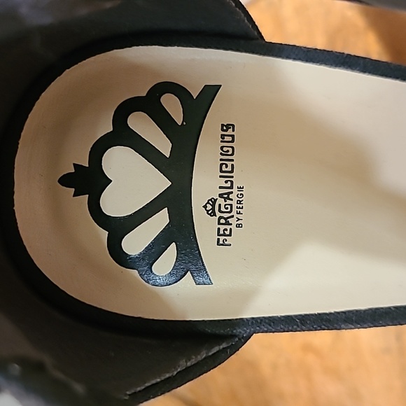 Fergalicious Valeria Wedge Sandal 10M cork lace black - Picture 4 of 4